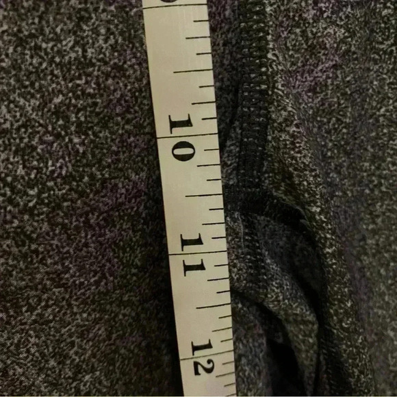 Lululemon Pace Breaker Mens Shorts - Picture 4 of 9